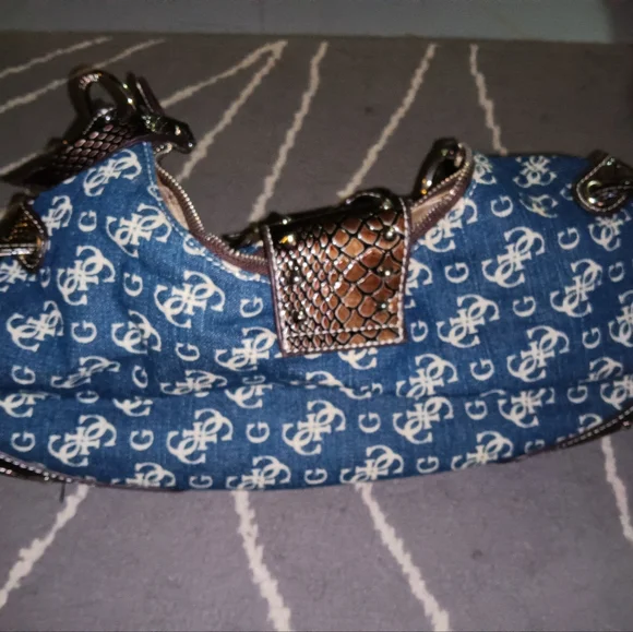 Y2K GUESS Shoulder Bag - Picture 4 of 5
